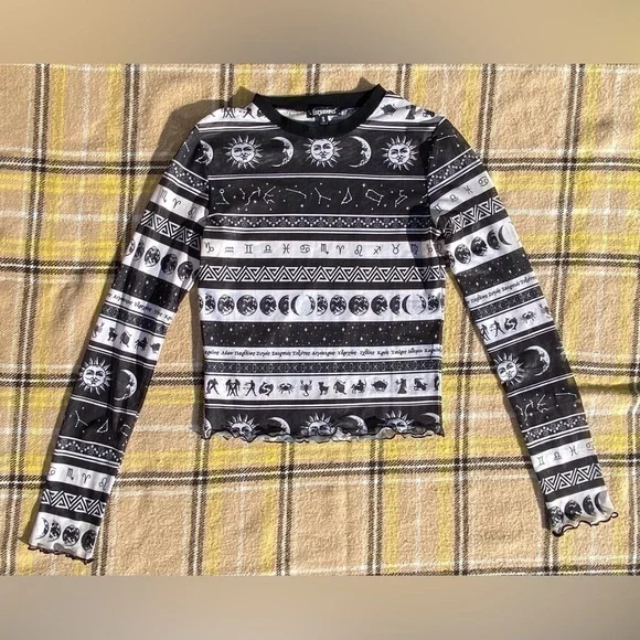 Horoscopez Sheer Cropped Zodiac Astrology Long Sleeve - Picture 5 of 5